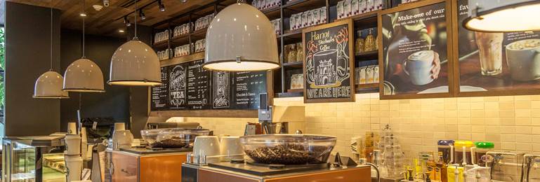 Starbucks, tạp dề xanh và nét nhân văn đến Hà Nội ảnh 1